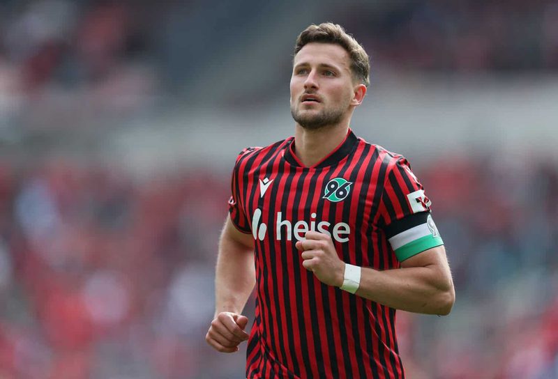 Borussia Mönchengladbach plant ablösefreien Transfer von Enzo Leopold