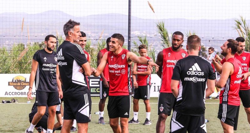 L'AC Ajaccio prolonge Riad Nouri et Cédric Avinel pour la saison 2026-2027