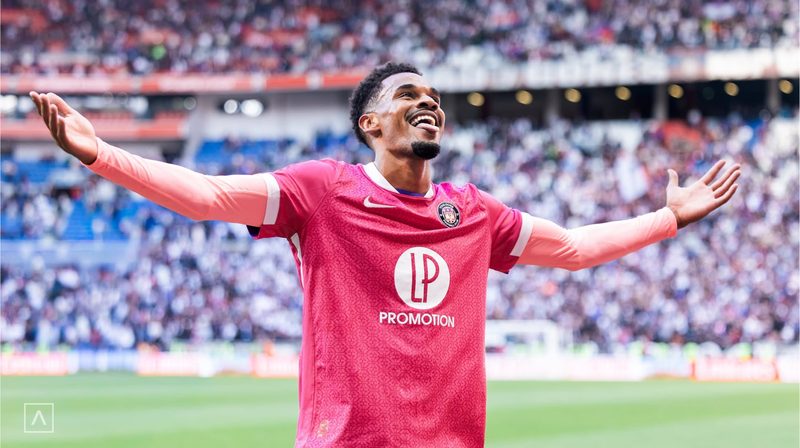 Mônaco lidera disputa por Emersonn, jovem destaque do Toulouse no mercado europeu
