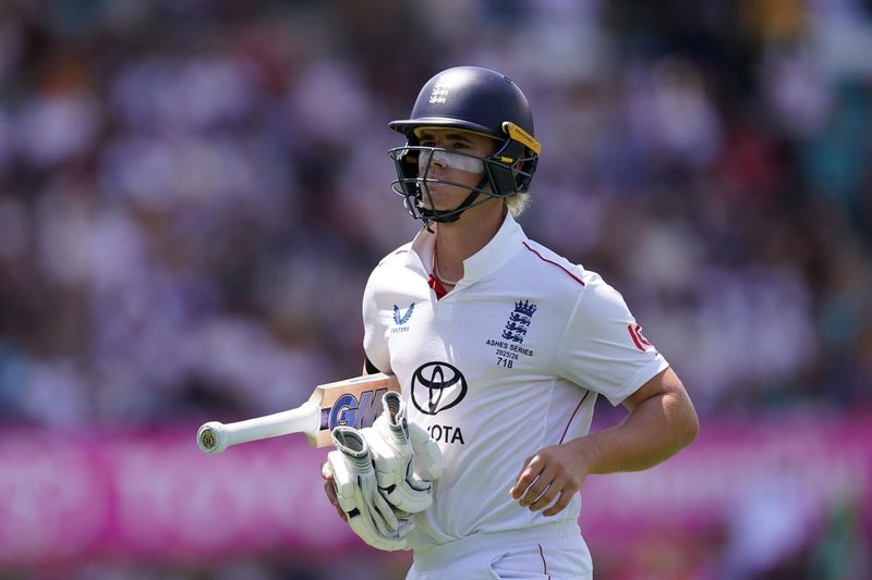 Vaughan Urges Jacob Bethell to Return Home After Injury Scare in IPL