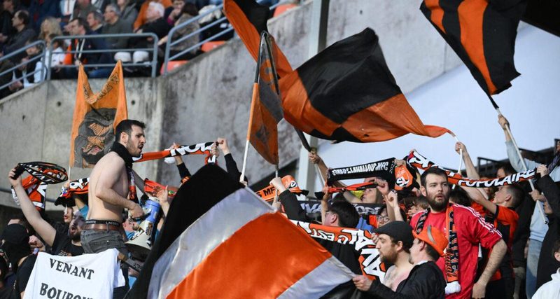 Le Stade Lavallois : guichets fermés pour le match décisif contre le FC Rouen