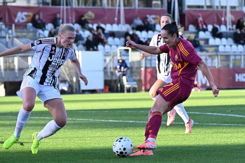Juventus e Roma si sfidano per la Coppa Italia 2026: il classico del calcio femminile