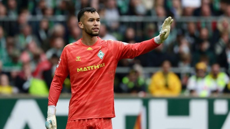 SC Freiburg verstärkt sich mit U21-Nationaltorhüter Mio Backhaus aus Bremen