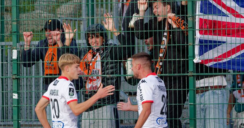Le Stade Lavallois face au FC Rouen : un barrage de maintien décisif