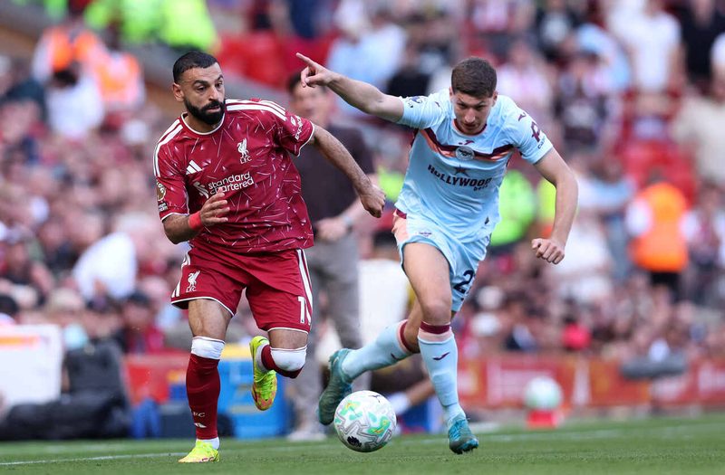 Despedida emocionante: Liverpool empata com Brentford e diz adeus a Salah em Anfield