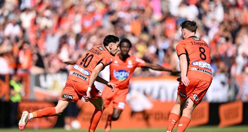 Le FC Rouen s'incline face au Stade Lavallois et rate la montée en Ligue 2