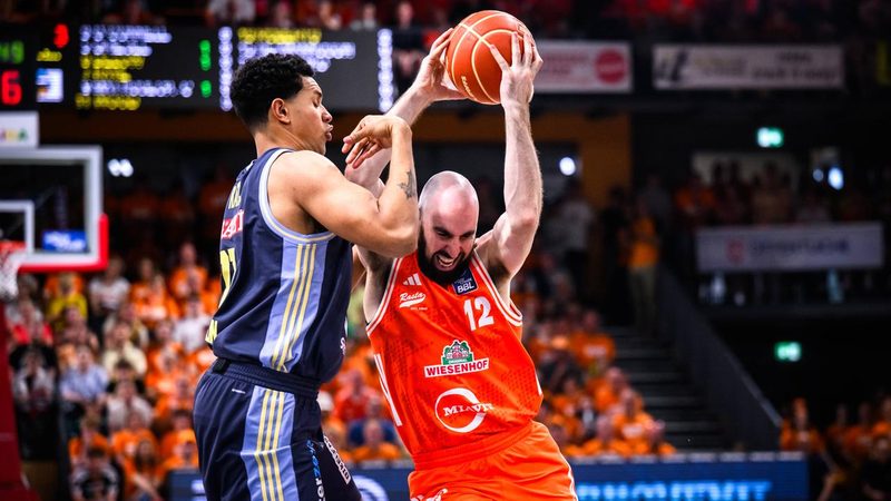 Rasta Vechta vergibt entscheidenden Vorteil und muss ins fünfte Spiel gegen Alba Berlin