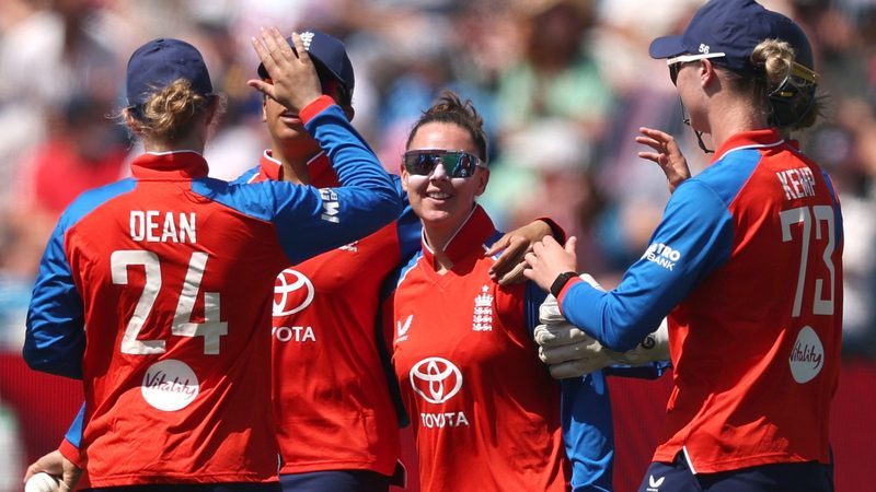 England and New Zealand Women Clash in Decisive T20 Match at Hove