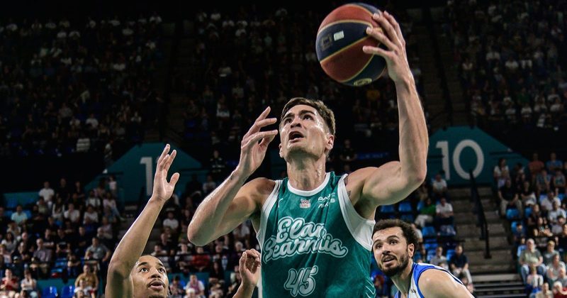 L'Élan Béarnais vise la victoire face à Champagne Basket en quart de finale aller
