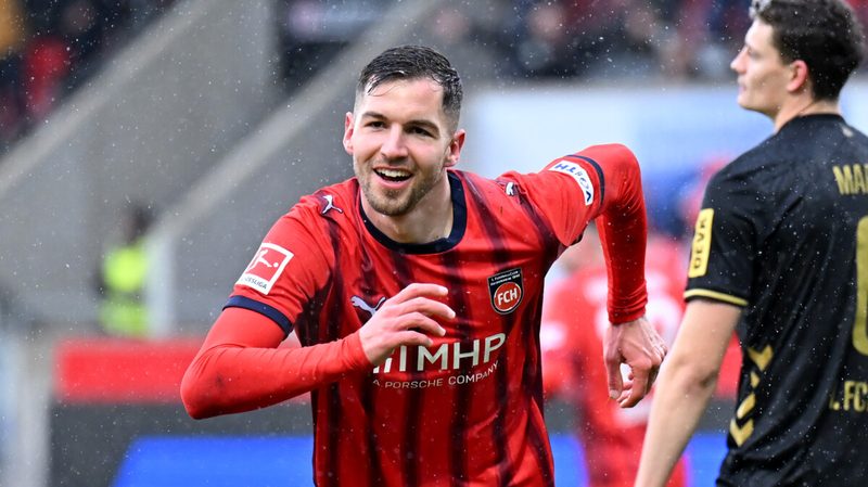 Heidenheim könnte wichtige Spieler verlieren: Stürmer Pieringer plant Bundesliga-Wechsel