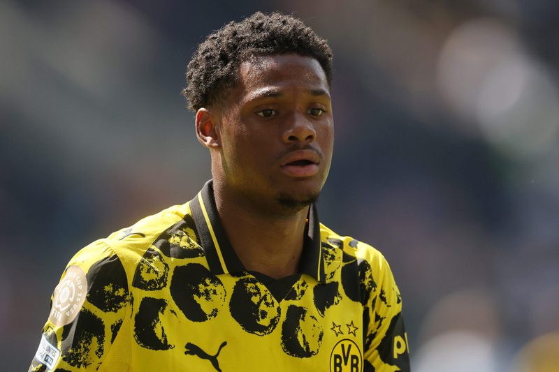 Borussia Dortmund sucht neuen Weg für Duranville mit Blick auf Straßbourg