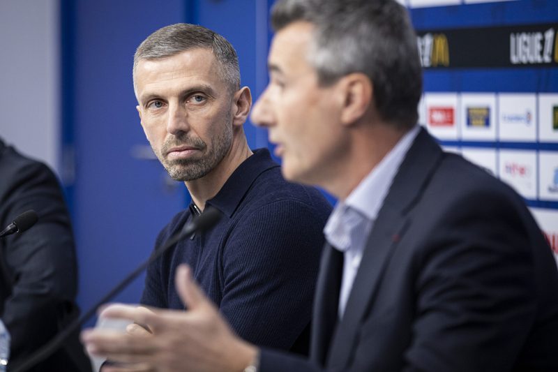 Le Racing maintient Gary O'Neil comme entraîneur pour la saison prochaine