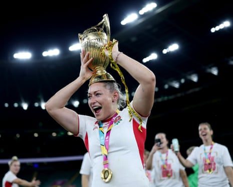 Mo Hunt Reflects on Injury and England's Dominance in Women's Rugby