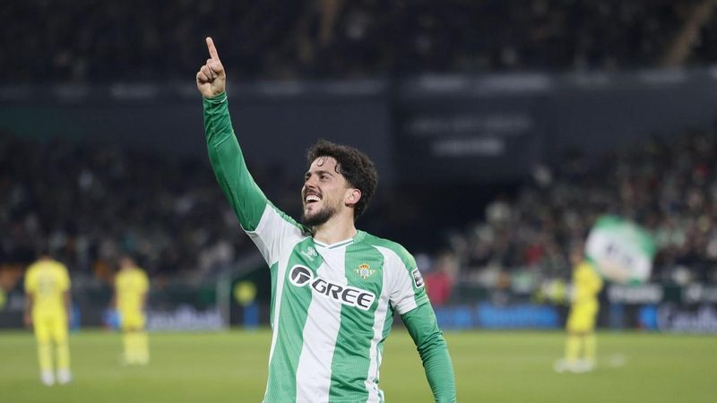 Fornals brilla como líder del Betis en su regreso a la Champions League