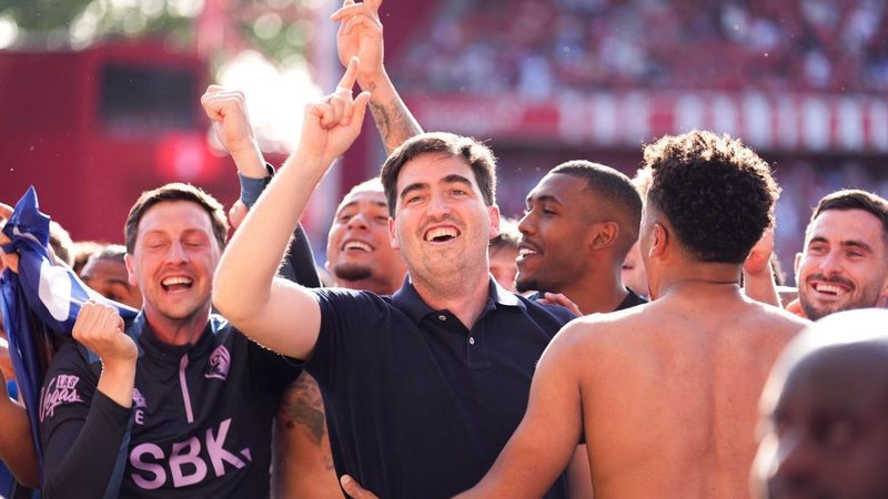 Andoni Iraola atrae a grandes clubes: Crystal Palace y Milan buscan su fichaje