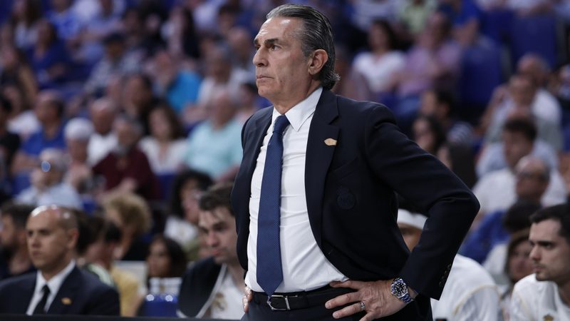 Scariolo denuncia injusticias en la final de la Euroliga tras el duelo con Baskonia