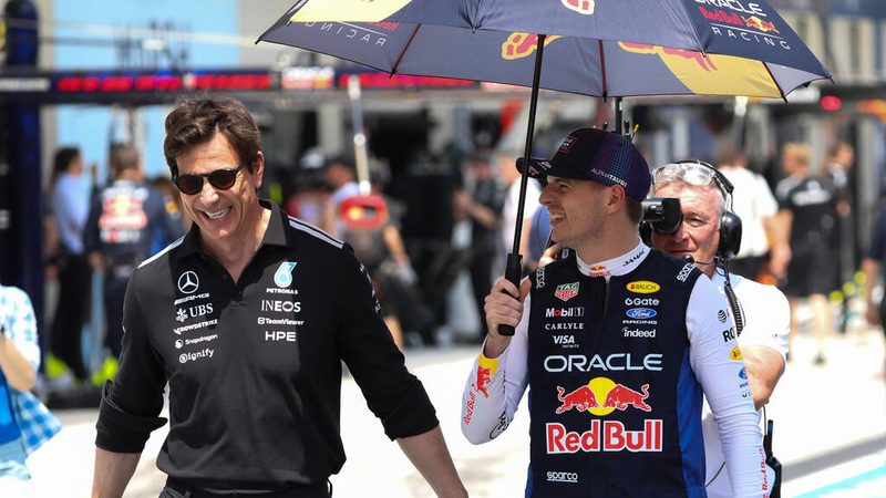 Verstappen bleibt trotz Gerüchte bei Red Bull – Mercedes sieht keinen Handlungsbedarf