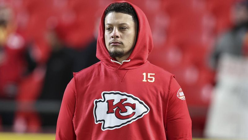 Patrick Mahomes kehrt nach Kreuzbandriss auf den Trainingsplatz der Chiefs zurück