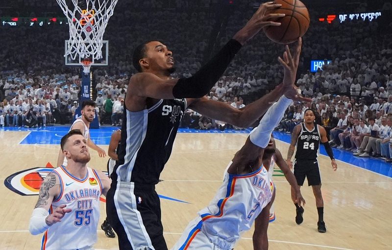 Les Spurs au bord du précipice après une défaite face au Thunder, Wembanyama décevant