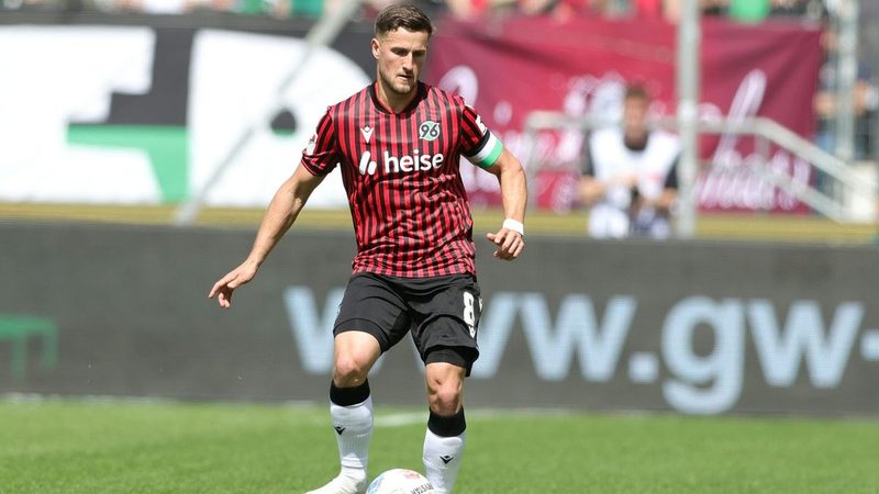 Borussia Mönchengladbach verstärkt sich mit Enzo Leopold aus der 2. Bundesliga