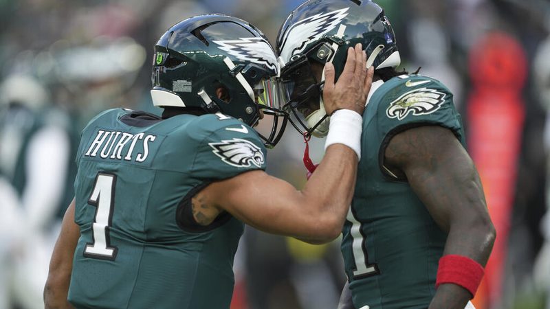 Jalen Hurts spricht über die Zukunft von A.J. Brown bei den Eagles