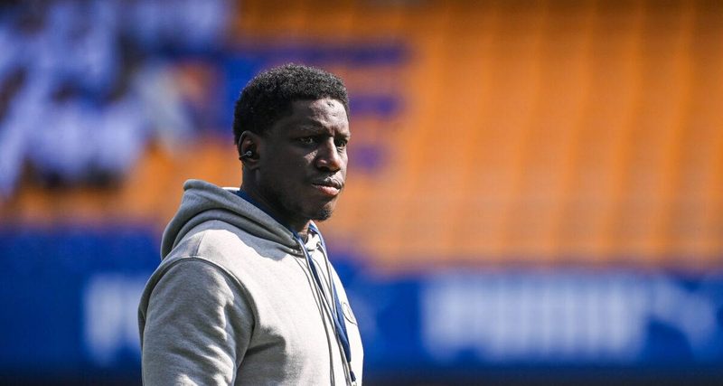 Le Havre cible Demba Ba pour remplacer Mathieu Bodmer