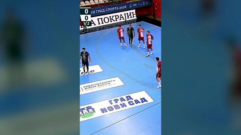 Caos en la final del balonmano serbio: petardos interrumpen el partido y se suspende