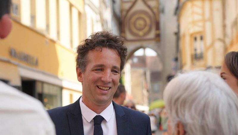 L'AJA en crise : le maire d'Auxerre tente d'apaiser la situation