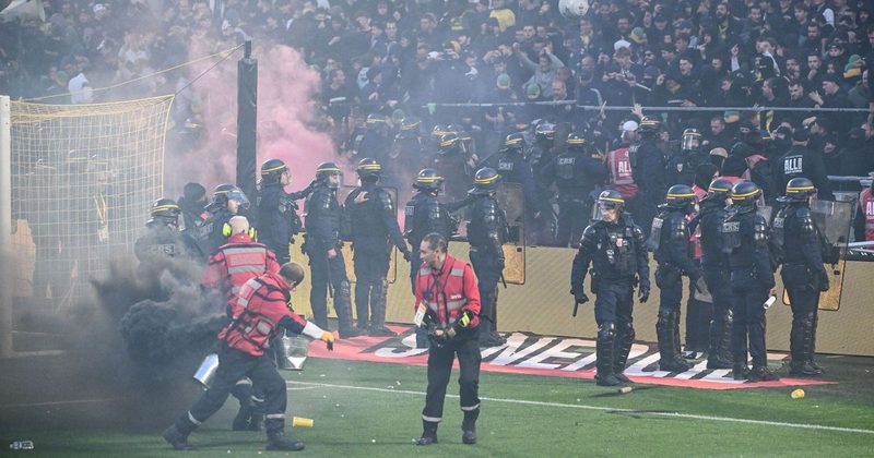 Le FC Nantes sanctionné : un match à huis clos après l'incident face à Toulouse