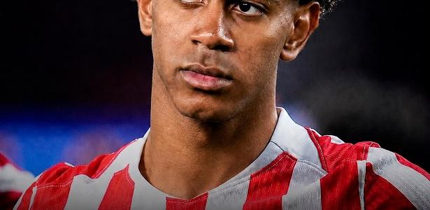 Atlético de Madri ironiza Barcelona com propostas fictícias por Julián Álvarez