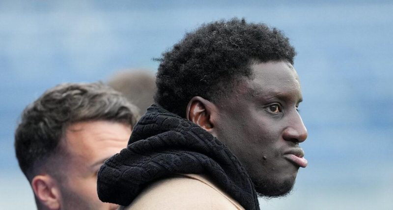 Le Dunkerque reste serein malgré les sollicitations pour Demba Ba