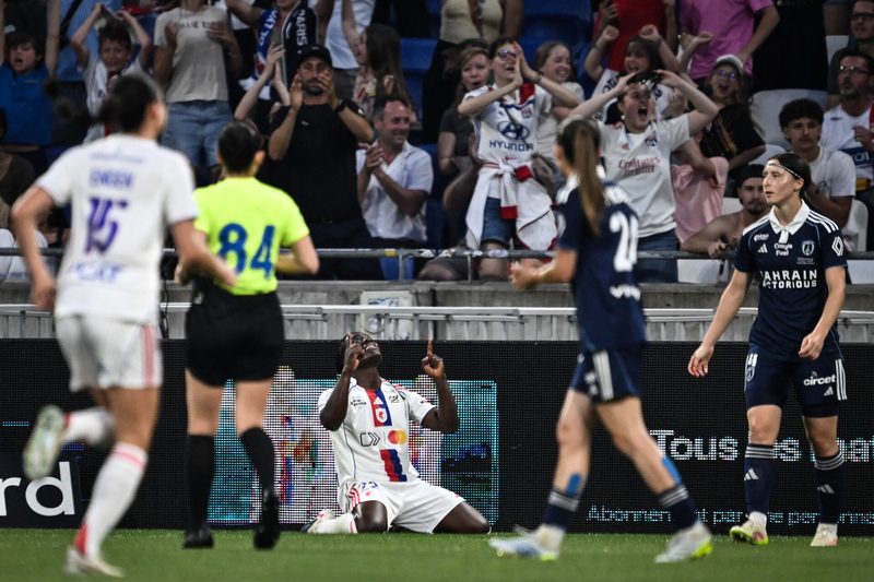 L'OL Lyonnes écrase le Paris FC (5-0) et s'adjuge un nouveau titre de championne