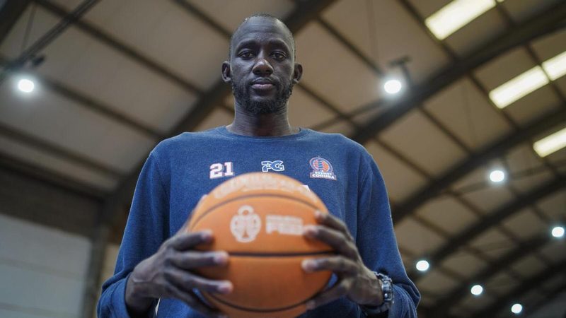 Ilimane Diop destaca la importancia de ascender a ACB: "Lo importante es estar allí"