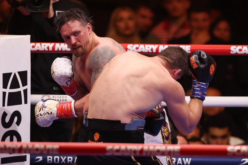 Eddie Hearn Urges Oleksandr Usyk to Chase Rematch with Rico Verhoeven Before Retirement