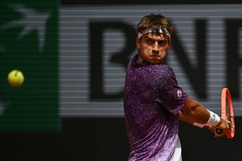 Flavio Cobolli: “Aria diversa in spogliatoio, possiamo sognare al Roland Garros”