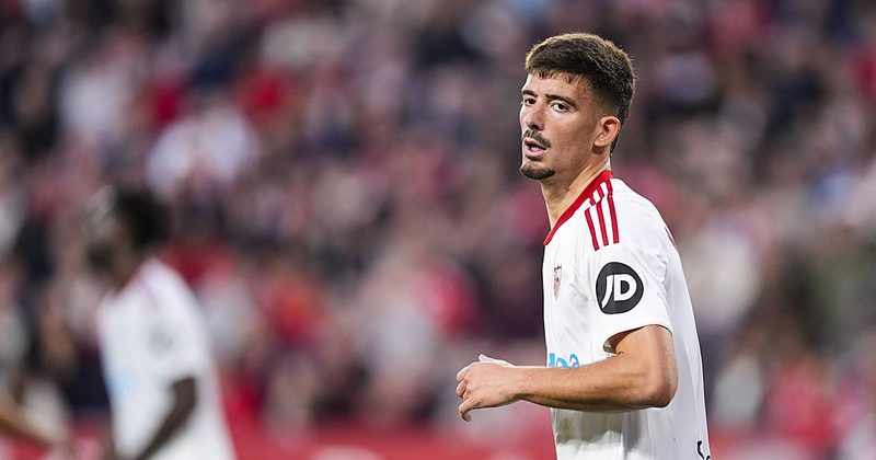 Juan Díaz elogia a Kike Salas como el futuro central de la selección española