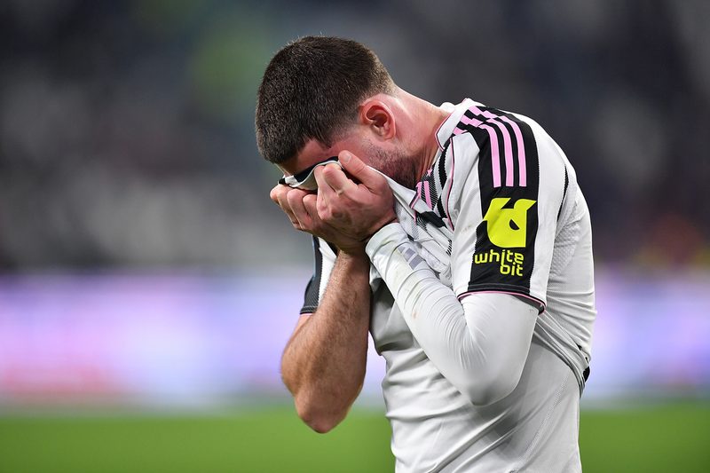 Trattativa Juve-Vlahovic si ferma: nessun passo avanti sul rinnovo