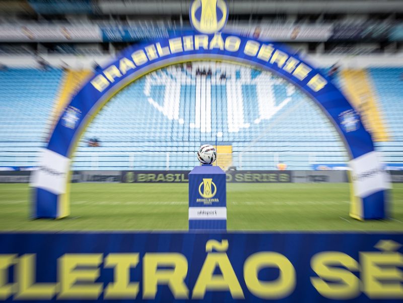 Avaí e Criciúma se enfrentam em busca da primeira vitória na Série B