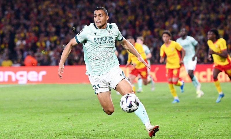 Un Nantais crée la polémique en s’affichant avec le maillot de l’OM