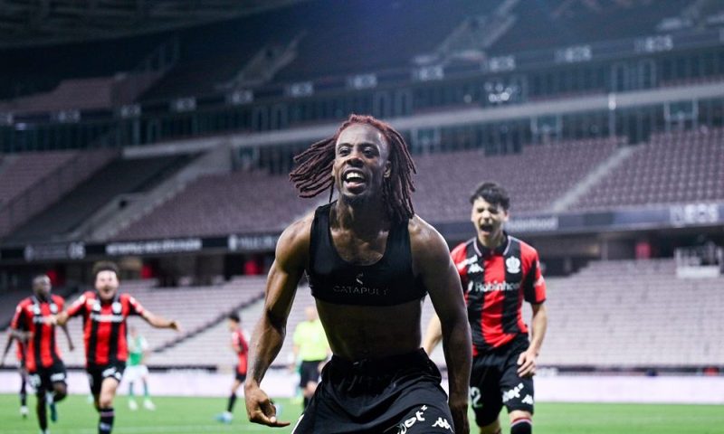 L'OGC Nice assure sa place en Ligue 1 grâce à un doublé d'Elye Wahi