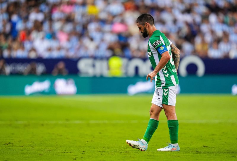 Isco revela impacto das lesões na carreira e no filho: 'Não quer mais jogar futebol'