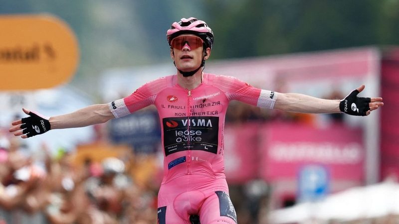 Le Giro 2026 : Jonas Vingegaard triomphe en solitaire et s'assure la victoire finale