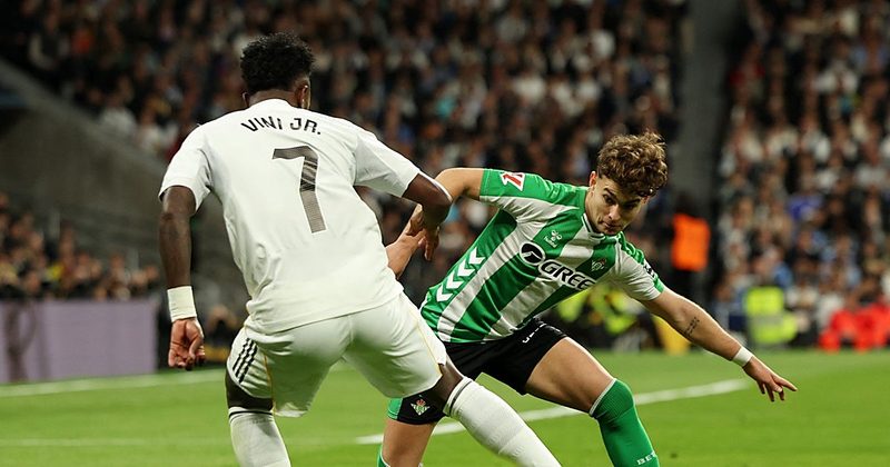 Ortiz se recupera para volver más fuerte al Betis en la próxima temporada