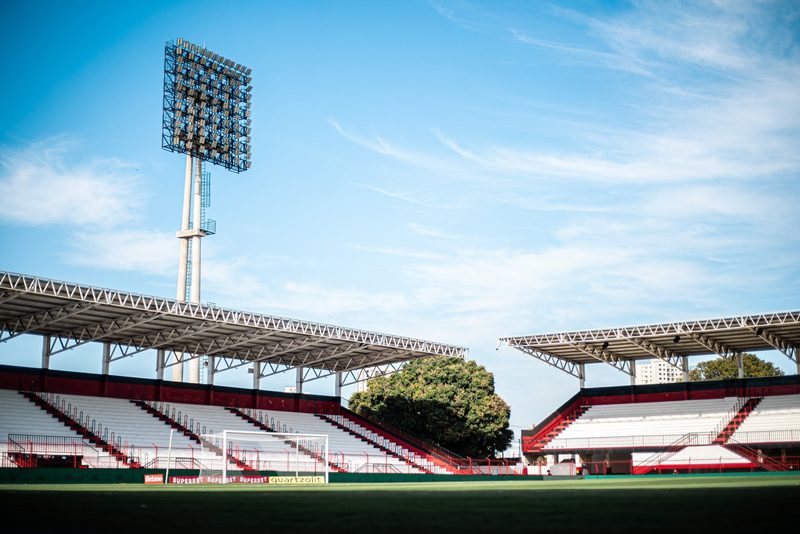 Clássico Goiano: Atlético-GO e Goiás se enfrentam pela Série B neste sábado