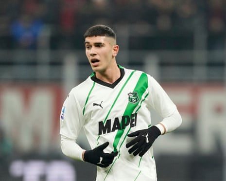 Socceroos' Bold World Cup Selection Features Uncapped Strikers and Young Talents