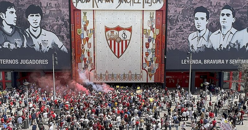 El sevillismo exige cambios tras el fracaso de la venta a Sergio Ramos