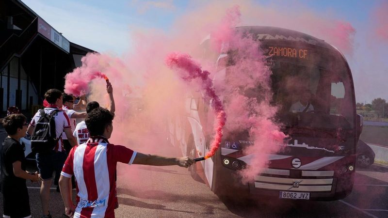 Zamora CF inicia su lucha por el ascenso ante Villarreal CF 'B' en el play-off
