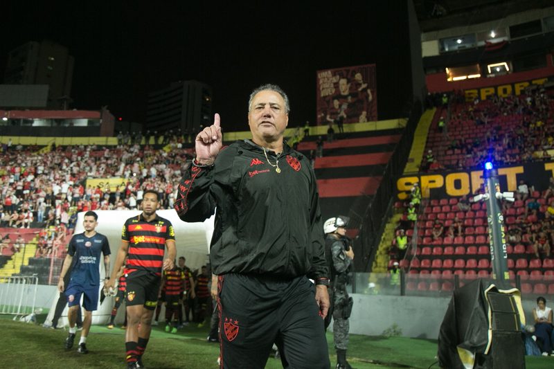 Vitória do Sport no clássico traz alívio e confiança para o time de Márcio Goiano