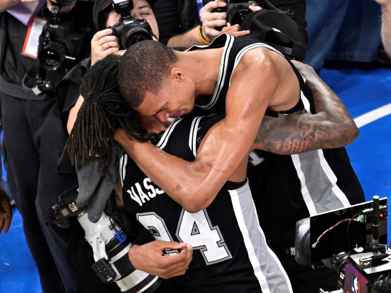 Los Spurs regresan a las Finales de la NBA tras 12 años con el legado de Ginóbili