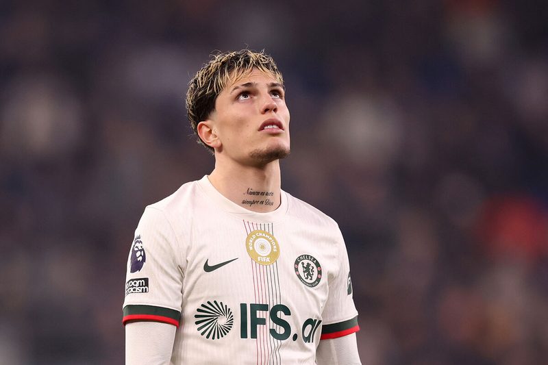 Garnacho saluta il Chelsea: il Napoli in pole per il suo futuro in Italia?